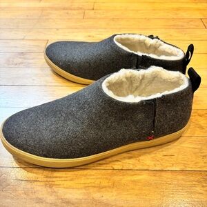 Xtratuf Homer Sneakers---Cozy Gray Wool Slip-On Loafers